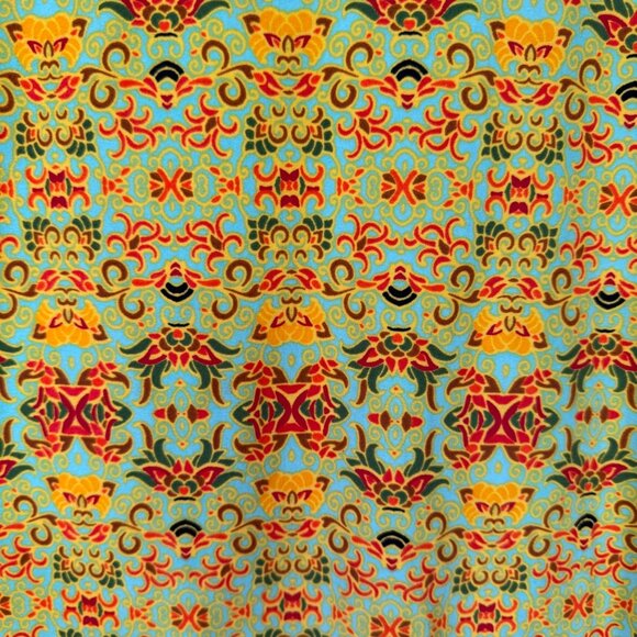 LuLaRoe Irma Womens Size Small Hi-Lo Patterned Top - Picture 3 of 6